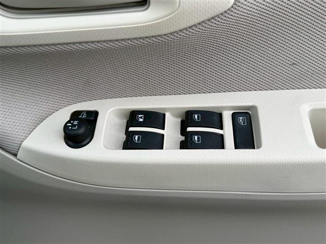 ムーヴ L SAIII 4WD ETC バックカメラ ナビ クリアランスソナー 衝突被害軽減システム オートマチックハイビーム キーレスエントリー アイドリングストップ 電動格納ミラー シートヒーター ベンチシート CVT(11枚目)