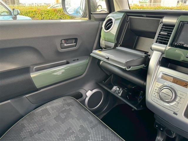 ハスラー Ｇ　ＥＴＣ　ナビ　ＴＶ　レーンアシスト　衝突被害軽減システム　スマートキー　アイドリングストップ　電動格納ミラー　シートヒーター　ベンチシート　ＣＶＴ　盗難防止システム　ＡＢＳ　ＥＳＣ　ＣＤ　ＵＳＢ（37枚目）