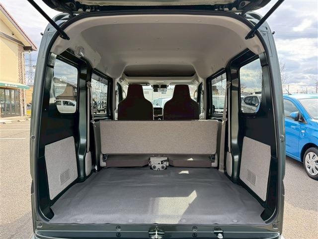 エブリイ ＰＡリミテッド　４ＷＤ　ＭＴ　衝突被害軽減システム　クリアランスソナー　レーンアシスト　両側スライドドア　キーレスエントリー　オートライト　盗難防止システム　アルミホイール　ＡＢＳ　ＥＳＣ　エアコン（18枚目）