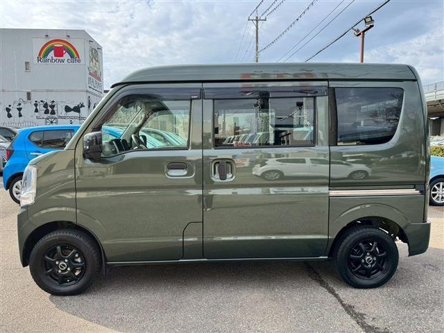 エブリイ ＰＡリミテッド　４ＷＤ　ＭＴ　衝突被害軽減システム　クリアランスソナー　レーンアシスト　両側スライドドア　キーレスエントリー　オートライト　盗難防止システム　アルミホイール　ＡＢＳ　ＥＳＣ　エアコン（22枚目）