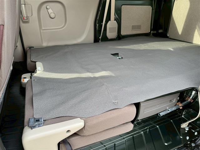 エブリイ ＰＡリミテッド　４ＷＤ　ＭＴ　衝突被害軽減システム　クリアランスソナー　レーンアシスト　両側スライドドア　キーレスエントリー　オートライト　盗難防止システム　アルミホイール　ＡＢＳ　ＥＳＣ　エアコン（38枚目）