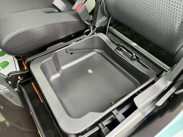 スペーシアギア ハイブリッドＸＺ　４ＷＤ　ドライブレコーダー　ＥＴＣ　両側電動スライドドア　クリアランスソナー　オートクルーズコントロール　レーンアシスト　衝突被害軽減システム　オートライト　ＬＥＤヘッドランプ（50枚目）