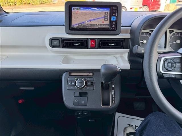 ムーヴキャンバス ストライプスＧ　バックカメラ　両側電動スライドドア　ナビ　ＴＶ　クリアランスソナー　レーンアシスト　衝突被害軽減システム　オートライト　ＬＥＤヘッドランプ　スマートキー　アイドリングストップ　電動格納ミラー（32枚目）