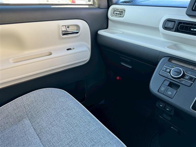 ムーヴキャンバス ストライプスＧ　バックカメラ　両側電動スライドドア　ナビ　ＴＶ　クリアランスソナー　レーンアシスト　衝突被害軽減システム　オートライト　ＬＥＤヘッドランプ　スマートキー　アイドリングストップ　電動格納ミラー（47枚目）