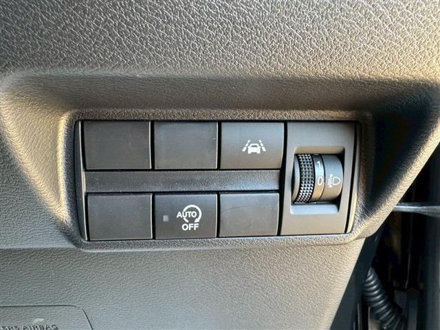 ｅＫワゴン Ｍ　バックカメラ　ナビ　ＴＶ　クリアランスソナー　レーンアシスト　衝突被害軽減システム　オートライト　キーレスエントリー　アイドリングストップ　電動格納ミラー　シートヒーター　ベンチシート　ＣＶＴ（7枚目）