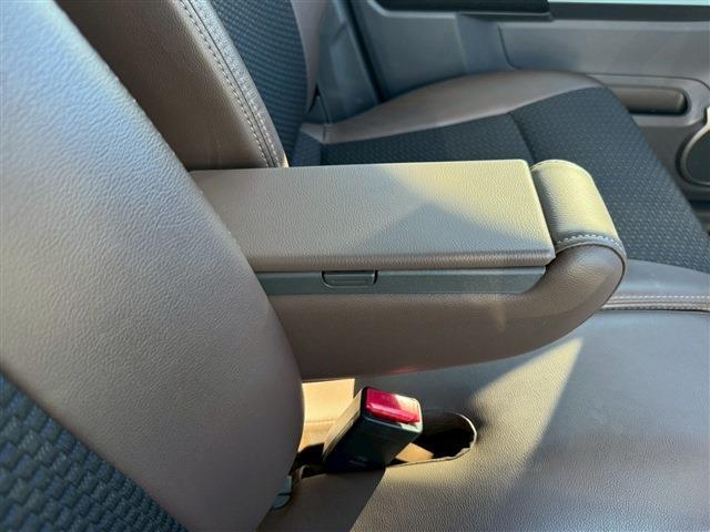 ハスラー タフワイルド　ドライブレコーダー　ＥＴＣ　ナビ　ＴＶ　レーンアシスト　衝突被害軽減システム　オートライト　ＨＩＤ　スマートキー　アイドリングストップ　電動格納ミラー　シートヒーター　ベンチシート　ＣＶＴ（40枚目）