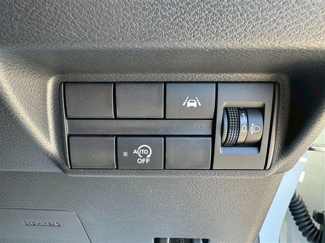 ｅＫワゴン Ｍ　バックカメラ　ナビ　ＴＶ　クリアランスソナー　レーンアシスト　衝突被害軽減システム　オートライト　キーレスエントリー　アイドリングストップ　電動格納ミラー　シートヒーター　ベンチシート　ＣＶＴ（10枚目）