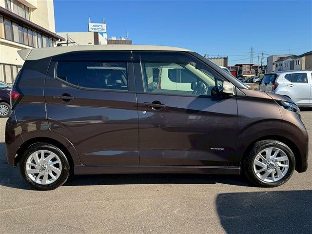 デイズ ハイウェイスター　Ｘ　全周囲カメラ　ナビ　ＴＶ　クリアランスソナー　衝突被害軽減システム　オートライト　ＬＥＤヘッドランプ　スマートキー　アイドリングストップ　電動格納ミラー　ベンチシート　ＣＶＴ　盗難防止システム　ＡＢＳ（18枚目）