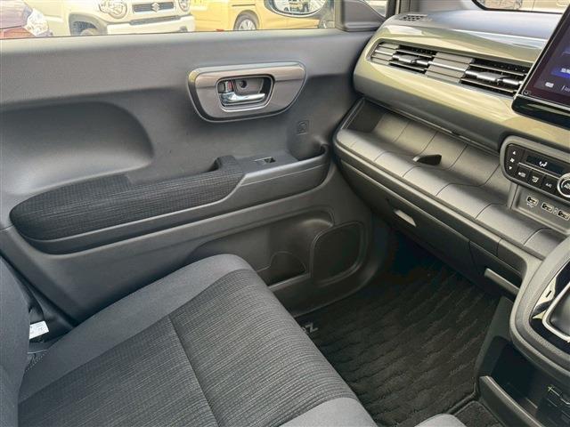 Ｎ－ＷＧＮカスタム Ｌホンダセンシング　ドライブレコーダー　ＥＴＣ　バックカメラ　ナビ　ＴＶ　クリアランスソナー　オートクルーズコントロール　レーンアシスト　衝突被害軽減システム　オートライト　ＬＥＤヘッドランプ　スマートキー（51枚目）