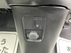 座席のシートを温めるシートヒーター！その温かさは一度経験したら欠かすことができません！エアコンで乾燥しやすい車内も防ぐ事ができます！ 6