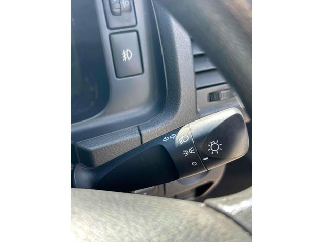 ハイエースバン ＤＸ　４ＷＤ　ドライブレコーダー　ＥＴＣ　スライドドア　キーレスエントリー　電動格納ミラー　ＭＴ　Ｂｌｕｅｔｏｏｔｈ　１００Ｖ電源　エアコン　パワーウィンドウ　運転席エアバッグ　助手席エアバッグ（10枚目）