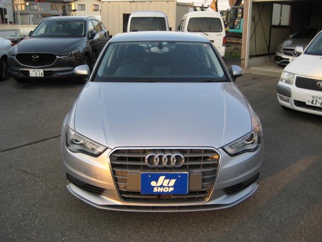 Ａ３セダン １．４ＴＦＳＩ　ワンオーナー　禁煙車（2枚目）