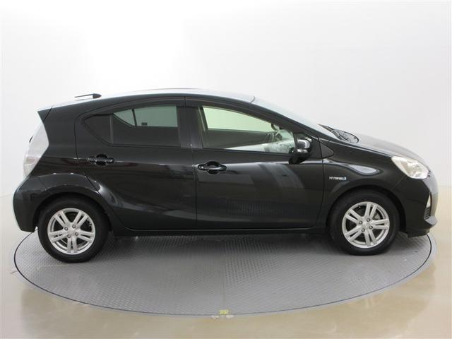 アクア S ワンセグ メモリーナビ DVD再生 ミュージックプレイヤー接続可 バックカメラ ETC ワンオーナー(6枚目)