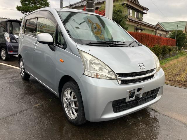 ムーヴ Ｘ　４ＷＤ　スマートキー　プッシュスタート　純正ＣＤオーディオ　アイドリングストップ　オートエアコン　電動格納ミラー　ヘッドライトレベライザー（3枚目）