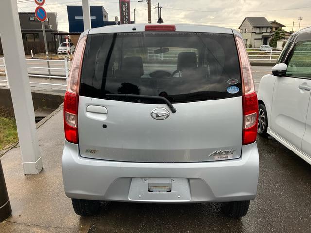 ムーヴ Ｘ　４ＷＤ　スマートキー　プッシュスタート　純正ＣＤオーディオ　アイドリングストップ　オートエアコン　電動格納ミラー　ヘッドライトレベライザー（5枚目）