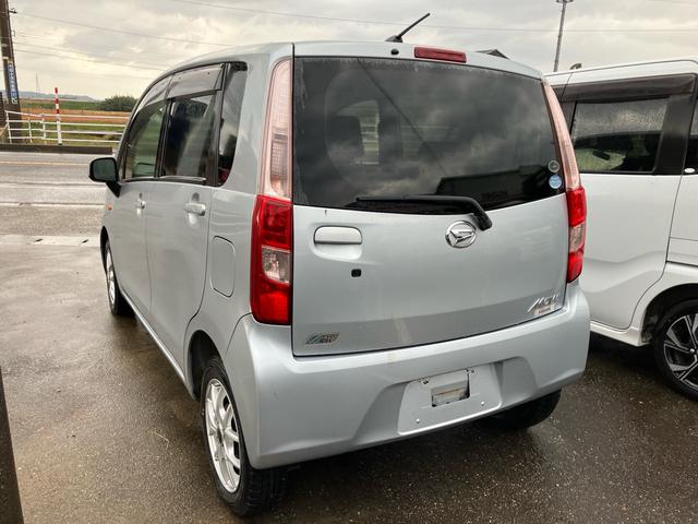 ムーヴ Ｘ　４ＷＤ　スマートキー　プッシュスタート　純正ＣＤオーディオ　アイドリングストップ　オートエアコン　電動格納ミラー　ヘッドライトレベライザー（6枚目）