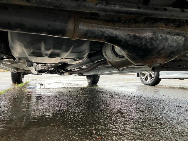 ムーヴ Ｘ　４ＷＤ　スマートキー　プッシュスタート　純正ＣＤオーディオ　アイドリングストップ　オートエアコン　電動格納ミラー　ヘッドライトレベライザー（7枚目）