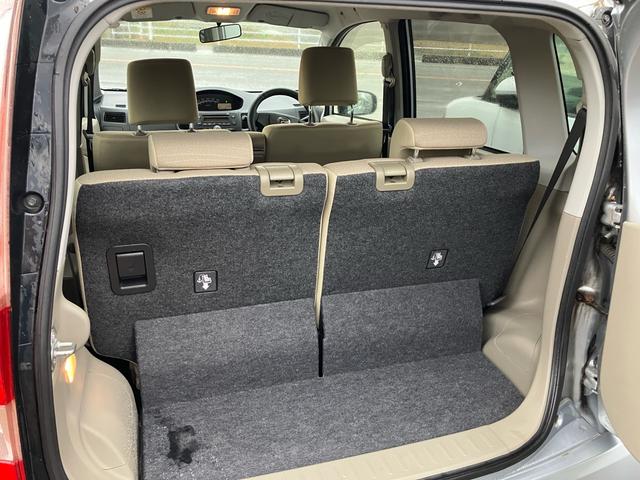 ムーヴ Ｘ　４ＷＤ　スマートキー　プッシュスタート　純正ＣＤオーディオ　アイドリングストップ　オートエアコン　電動格納ミラー　ヘッドライトレベライザー（8枚目）