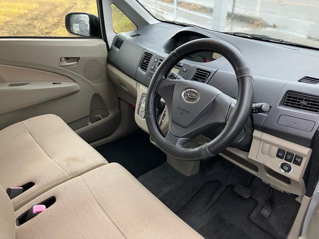 ムーヴ Ｘ　４ＷＤ　スマートキー　プッシュスタート　純正ＣＤオーディオ　アイドリングストップ　オートエアコン　電動格納ミラー　ヘッドライトレベライザー（11枚目）