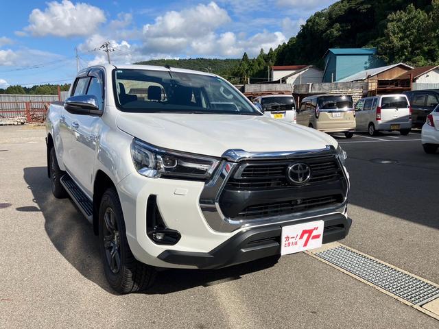 ハイラックス Ｚ　ＧＲスポーツ　４ＷＤ　純正メモリーナビ　全方位カメラ　Ｂｌｕｅｔｏｏｔｈオーディオ　ＥＴＣ　スマートキー　プッシュスタート　オートクルーズコントロール　トノカバー　純正１７インチアルミ（3枚目）