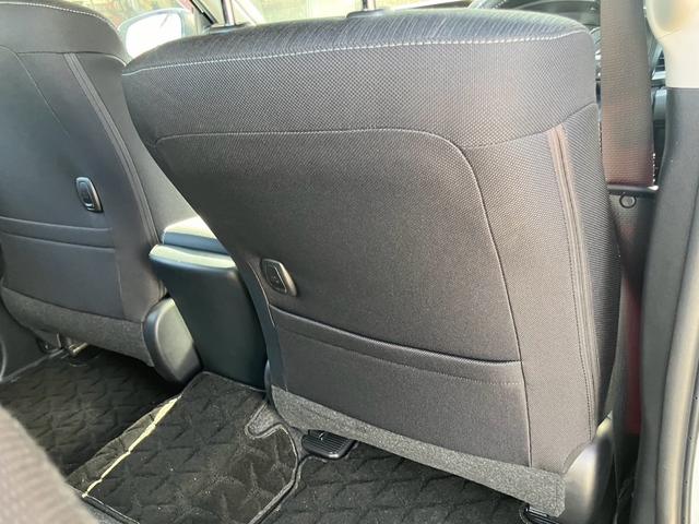 ハイラックス Ｚ　ＧＲスポーツ　４ＷＤ　純正メモリーナビ　全方位カメラ　Ｂｌｕｅｔｏｏｔｈオーディオ　ＥＴＣ　スマートキー　プッシュスタート　オートクルーズコントロール　トノカバー　純正１７インチアルミ（22枚目）