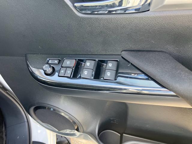 ハイラックス Ｚ　ＧＲスポーツ　４ＷＤ　純正メモリーナビ　全方位カメラ　Ｂｌｕｅｔｏｏｔｈオーディオ　ＥＴＣ　スマートキー　プッシュスタート　オートクルーズコントロール　トノカバー　純正１７インチアルミ（26枚目）