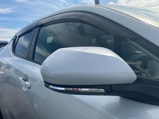 Ｃ－ＨＲ Ｓ－Ｔ　４ＷＤ　純正メモリーナビ　バックカメラ　Ｂｌｕｅｔｏｏｔｈオーディオ　ＥＴＣ　スマートキー　プッシュスタート　衝突被害軽減システム　オートクルーズコントロール（31枚目）