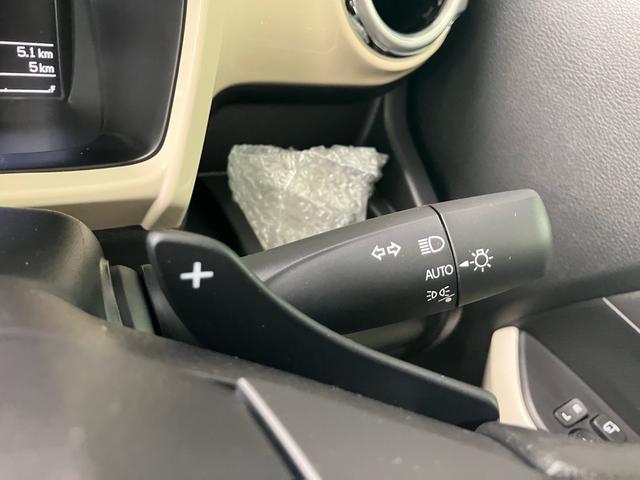 クロスビー ハイブリッドMV 4WD 登録済未使用車 スマートキー プッシュスタート 衝突被害軽減システム アイドリングストップ オートクルーズコントロール オートエアコン 電動格納ミラー 純正16インチアルミ(19枚目)