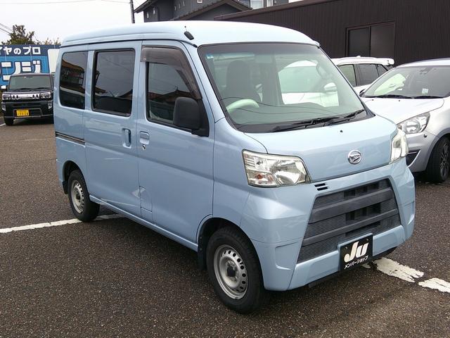 ハイゼットカーゴ ＤＸ　４ＷＤ　純正ナビ　ＤＶＤ再生　ブルートゥース　フルセグＴＶ　ＥＴＣ　キーレスエントリー　マニュアルエアコン　前席パワーウインドウ　パワーステアリング　デュアルエアバッグ　アイドリングストップ（2枚目）