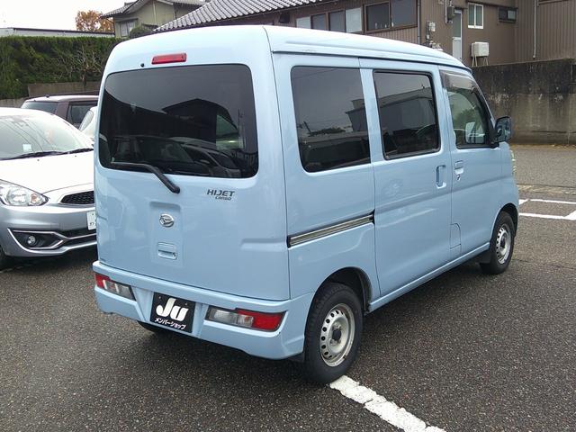 ハイゼットカーゴ ＤＸ　４ＷＤ　純正ナビ　ＤＶＤ再生　ブルートゥース　フルセグＴＶ　ＥＴＣ　キーレスエントリー　マニュアルエアコン　前席パワーウインドウ　パワーステアリング　デュアルエアバッグ　アイドリングストップ（4枚目）