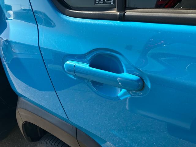 ハスラー G スマートキー CDプレイヤー 衝突被害軽減システム シートヒーター フルフラットシート ベンチシート 運転席・助手席エアバッグ ABS 衝突安全ボディ(12枚目)