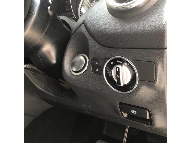 ＧＬＡクラス ＧＬＡ２５０　４マチック　４ＷＤ　２０００ターボエンジン（２１１ＰＳ）１８インチアルミ　アクティブクルーズ　純正ナビ＆ＴＶ　Ｂｌｕｅｔｏｏｔｈ　衝突防止アシスト　ブラインドスポット（ＢＳＭ）　レーンキープ　ＨＩＤヘッドライト（15枚目）
