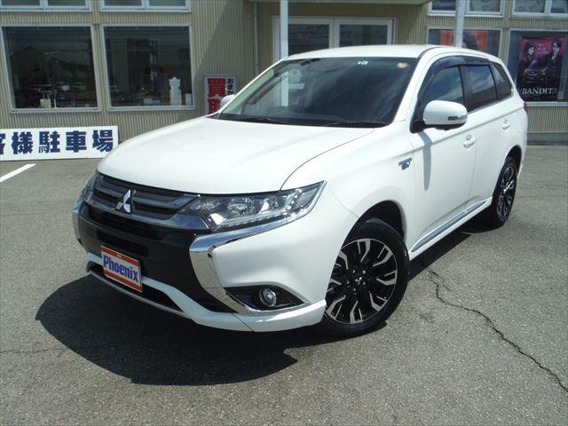 Gセーフティパッケージ ★4WD★禁煙車★純正SDナビ★DVD再生★BTオーディオ★フルセグTV★全周囲カメラ★クルコン★衝突被害軽減B★車線逸脱警報★ETC★LEDオートライト★Wシートヒータ★パドルシフト★AC100V★(3枚目)