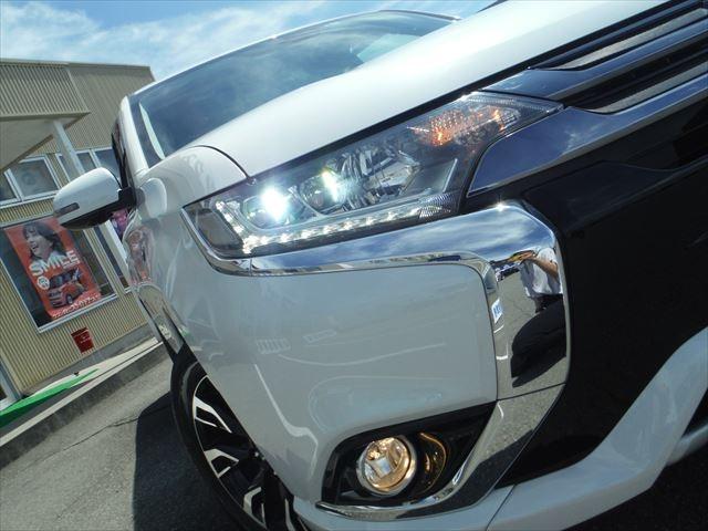 Gセーフティパッケージ ★4WD★禁煙車★純正SDナビ★DVD再生★BTオーディオ★フルセグTV★全周囲カメラ★クルコン★衝突被害軽減B★車線逸脱警報★ETC★LEDオートライト★Wシートヒータ★パドルシフト★AC100V★(14枚目)