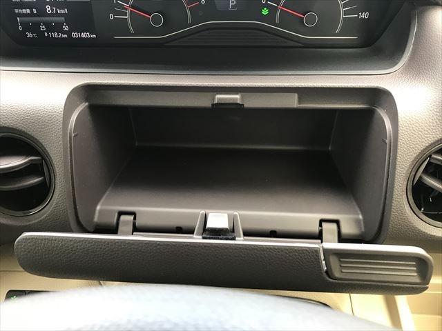 G・Lホンダセンシング ★1オーナー★ホンダセンシング★禁煙車★LEDヘッドライト★オートライト★ビルトインETC★ステアリモコン★パワスラ★充電用USB×2★アイドリングストップ★ECON★横滑り防止★Pスタート★クルコン(62枚目)