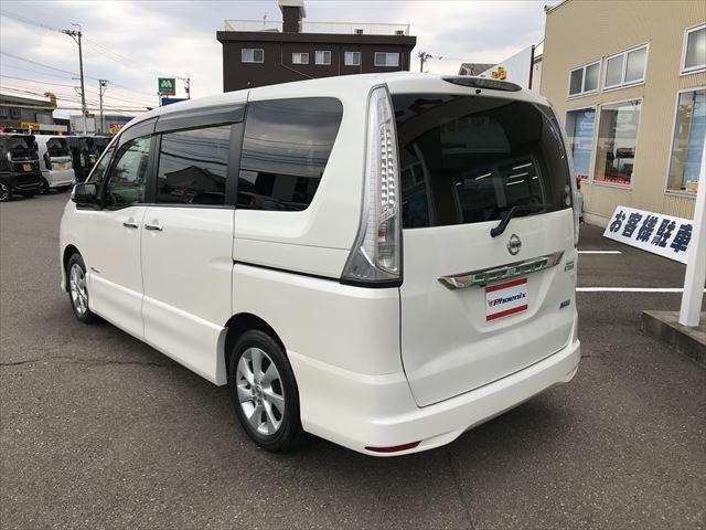 日産 セレナ