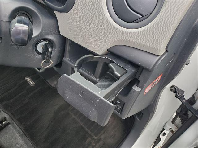 フレア ＸＧ☆車検令和９年２月迄☆禁煙車☆走行５．５万ｋｍ☆キーレス　ナビ☆ＴＶ☆シートヒーター☆アイドリングストップ☆イモビライザー☆セキュリティーアラーム☆ヘッドライトレベライザー☆ベンチシート☆オートエアコン☆キーレスエントリー☆走行５．５万ｋｍ☆試乗ＯＫ☆（70枚目）