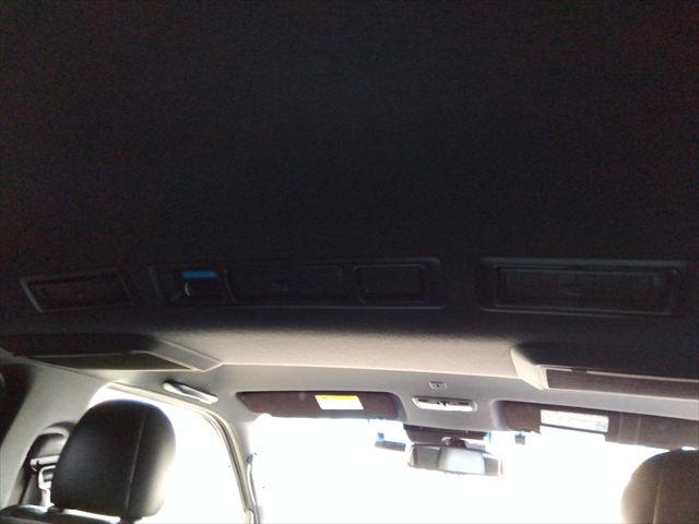 レジアスエースバン スーパーＧＬ　ダークプライムＩＩ☆ディーゼル☆ターボ☆　４ＷＤ☆ナビ☆Ｂｌｕｅｔｏｏｔｈ☆バックカメラ☆ＥＴＣ☆ＬＥＤライト☆オープンカントリータイヤ☆モデリスタエアロ☆スマートキー☆プッシュスタート☆衝突軽減ブレーキ☆オートハイビーム☆試乗ＯＫ☆禁煙車（38枚目）