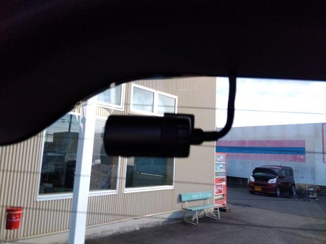 レジアスエースバン スーパーＧＬ　ダークプライムＩＩ☆ディーゼル☆ターボ☆　４ＷＤ☆ナビ☆Ｂｌｕｅｔｏｏｔｈ☆バックカメラ☆ＥＴＣ☆ＬＥＤライト☆オープンカントリータイヤ☆モデリスタエアロ☆スマートキー☆プッシュスタート☆衝突軽減ブレーキ☆オートハイビーム☆試乗ＯＫ☆禁煙車（57枚目）