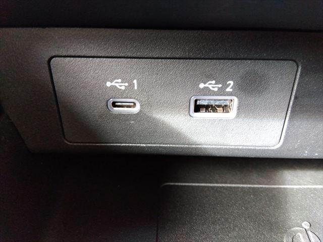 アウトランダーＰＨＥＶ Ｇ☆マイパイロット☆電動テールゲート☆禁煙車☆５人乗り☆　４ＷＤ☆９インチナビ☆Ｂｌｕｅｔｏｏｔｈ☆アラウンドビューモニター☆パワーシート☆シートヒーター☆ステアリングヒーター☆衝突軽減ブレーキ☆ブラインドスポットモニター☆ＬＥＤヘッドライト☆試乗ＯＫ☆（31枚目）
