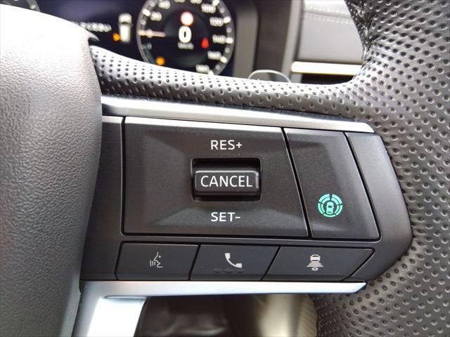 アウトランダーＰＨＥＶ Ｇ☆マイパイロット☆電動テールゲート☆禁煙車☆５人乗り☆　４ＷＤ☆９インチナビ☆Ｂｌｕｅｔｏｏｔｈ☆アラウンドビューモニター☆パワーシート☆シートヒーター☆ステアリングヒーター☆衝突軽減ブレーキ☆ブラインドスポットモニター☆ＬＥＤヘッドライト☆試乗ＯＫ☆（35枚目）