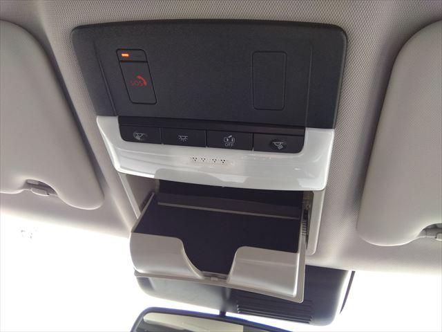 アウトランダーＰＨＥＶ Ｇ☆マイパイロット☆電動テールゲート☆禁煙車☆５人乗り☆　４ＷＤ☆９インチナビ☆Ｂｌｕｅｔｏｏｔｈ☆アラウンドビューモニター☆パワーシート☆シートヒーター☆ステアリングヒーター☆衝突軽減ブレーキ☆ブラインドスポットモニター☆ＬＥＤヘッドライト☆試乗ＯＫ☆（40枚目）