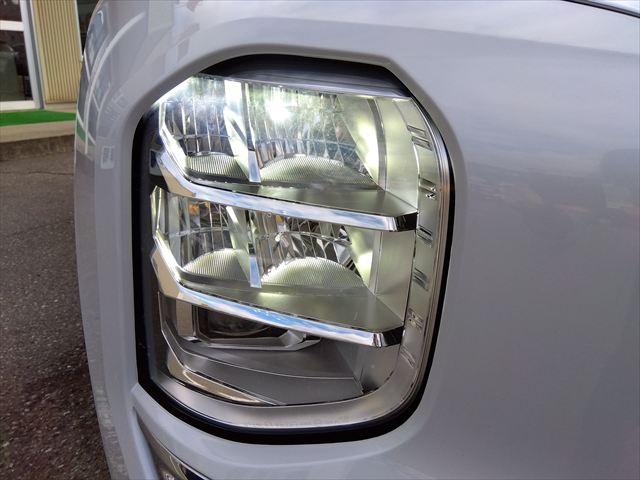 アウトランダーＰＨＥＶ Ｇ☆マイパイロット☆電動テールゲート☆禁煙車☆５人乗り☆　４ＷＤ☆９インチナビ☆Ｂｌｕｅｔｏｏｔｈ☆アラウンドビューモニター☆パワーシート☆シートヒーター☆ステアリングヒーター☆衝突軽減ブレーキ☆ブラインドスポットモニター☆ＬＥＤヘッドライト☆試乗ＯＫ☆（69枚目）