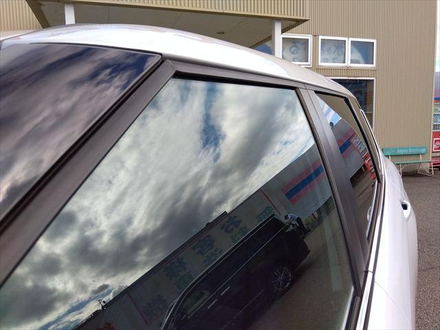 アウトランダーＰＨＥＶ Ｇ☆マイパイロット☆電動テールゲート☆禁煙車☆５人乗り☆　４ＷＤ☆９インチナビ☆Ｂｌｕｅｔｏｏｔｈ☆アラウンドビューモニター☆パワーシート☆シートヒーター☆ステアリングヒーター☆衝突軽減ブレーキ☆ブラインドスポットモニター☆ＬＥＤヘッドライト☆試乗ＯＫ☆（70枚目）