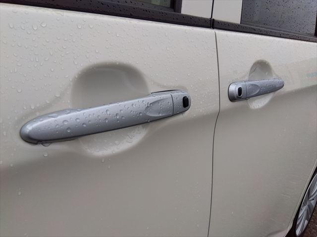 ルーミー Ｘ☆スマートアシスト☆車線逸脱警報☆誤発進抑制☆禁煙車☆　ナビ☆Ｂｌｕｅｔｏｏｔｈ☆ドライブレコーダー☆ＥＴＣ☆バックカメラ☆パワースライドドア☆コーナーセンサー☆スマートキー☆プッシュスタート☆オートライト☆アイドリングストップ☆衝突軽減ブレーキ☆試乗ＯＫ（29枚目）