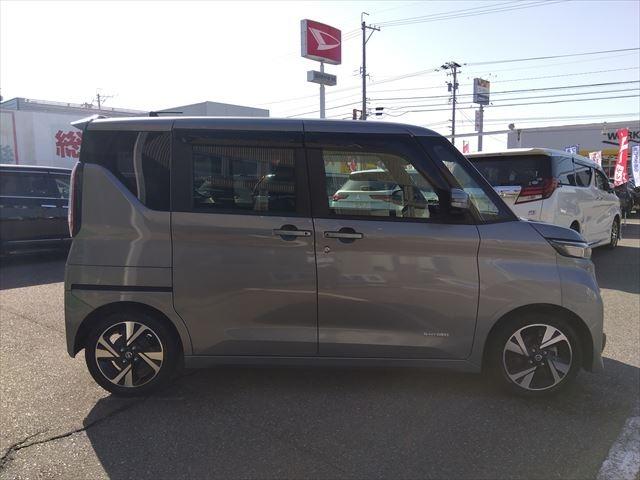 ルークス ハイウェイスター　Ｇターボプロパイロットエディション☆ナビ☆　☆禁煙車☆９型ナビ☆ＴＶ☆Ｂｌｕｅｔｏｏｔｈ☆ＥＴＣ☆アラウンドビューモニター☆両側パワースライドドアハンズフリー付き☆プロパイロット☆革調シートカバー☆インテリキー☆アイドリングストップ☆試乗ＯＫ☆（6枚目）