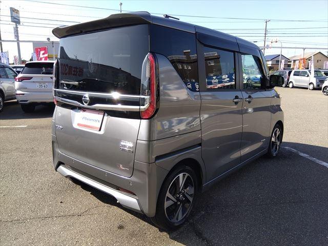 ルークス ハイウェイスター　Ｇターボプロパイロットエディション☆ナビ☆　☆禁煙車☆９型ナビ☆ＴＶ☆Ｂｌｕｅｔｏｏｔｈ☆ＥＴＣ☆アラウンドビューモニター☆両側パワースライドドアハンズフリー付き☆プロパイロット☆革調シートカバー☆インテリキー☆アイドリングストップ☆試乗ＯＫ☆（7枚目）