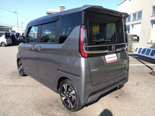 ルークス ハイウェイスター　Ｇターボプロパイロットエディション☆ナビ☆　☆禁煙車☆９型ナビ☆ＴＶ☆Ｂｌｕｅｔｏｏｔｈ☆ＥＴＣ☆アラウンドビューモニター☆両側パワースライドドアハンズフリー付き☆プロパイロット☆革調シートカバー☆インテリキー☆アイドリングストップ☆試乗ＯＫ☆（9枚目）