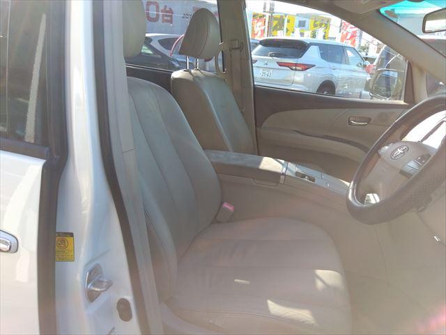 エスティマハイブリッド Ｇ　レザーパッケージ☆走行６．３万ｋｍ☆禁煙車☆７人乗り☆　４ＷＤ☆ナビ☆Ｂｌｕｅｔｏｏｔｈ☆ビルトインＥＴＣ☆フロント＆リア＆サイドカメラ☆シートヒーター☆両側パワースライドドア☆パワーバックドア☆本革シート☆ツインムーンルーフ☆パーキングソナー☆試乗ＯＫ☆（40枚目）