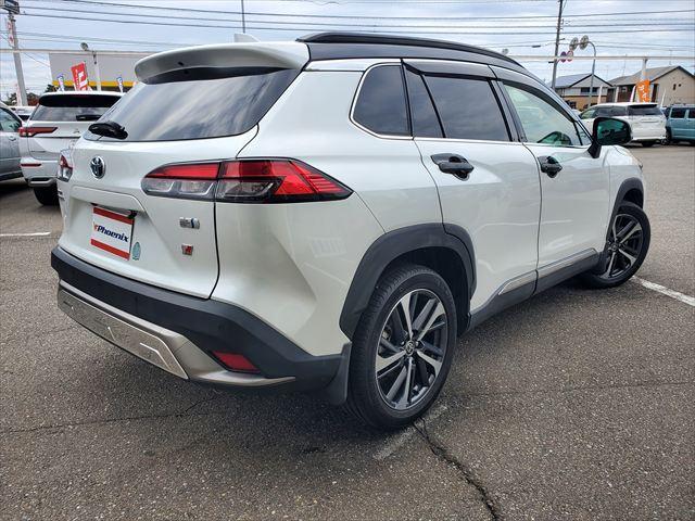 カローラクロス ハイブリッド　Ｚ☆プリクラッシュセーフティ☆禁煙車☆　４ＷＤ☆ディスプレイオーディオ☆Ｂｌｕｅｔｏｏｔｈ☆ＣａｒＰｌａｙ☆ＡｎｄｒｏｉｄＡｕｔｏ☆サンルーフ☆ＥＴＣ☆シートヒーター☆ＬＥＤヘッドライト＆フォグ☆パワーバックドア☆１００Ｖ電源☆試乗ＯＫ☆（2枚目）